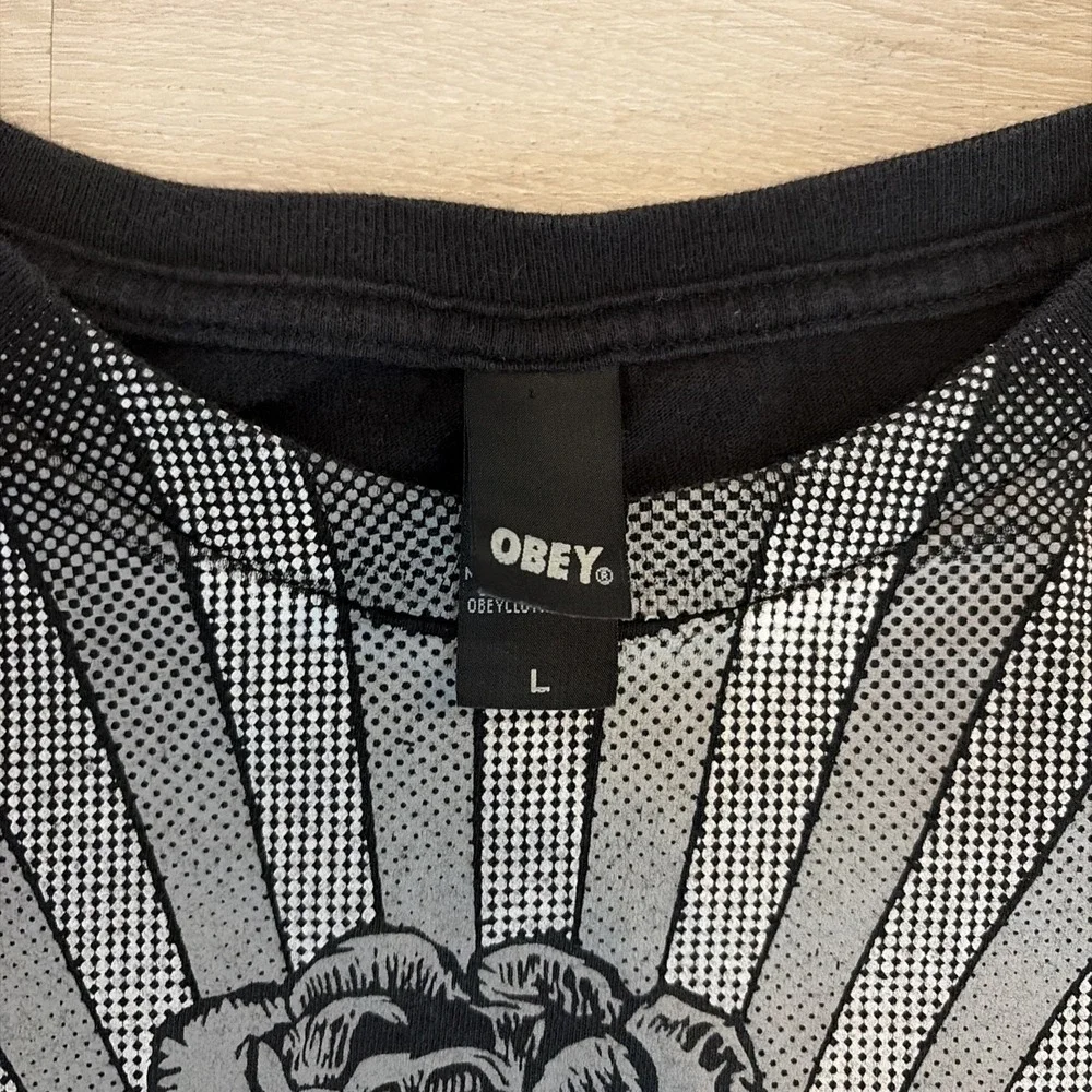 Vintage Y2K Obey Guns And Roses T Shirt Men's Large Black Front AOP